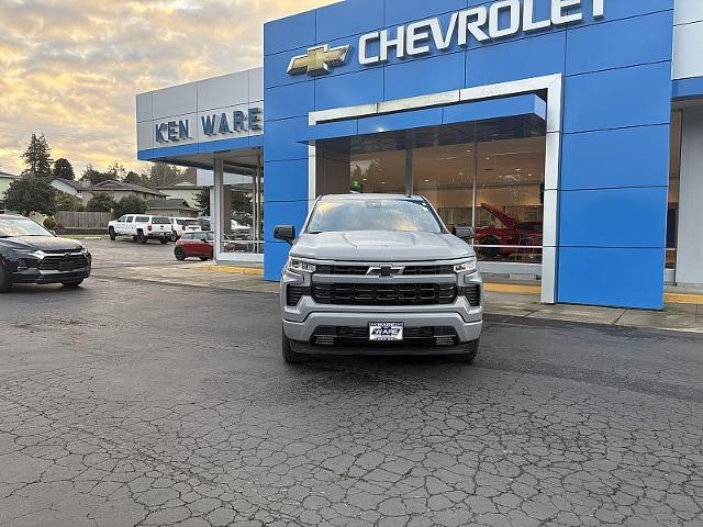 Used 2024 Chevrolet Silverado 1500 RST with VIN 1GCPDEEK6RZ267873 for sale in North Bend, OR