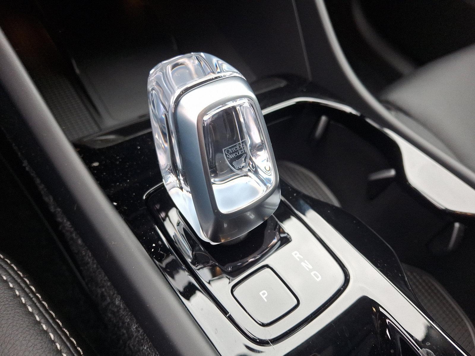2025 Volvo XC40 Vehicle Photo in Trevose, PA 19053