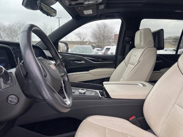 2021 Cadillac Escalade Vehicle Photo in BEACHWOOD, OH 44122-4298