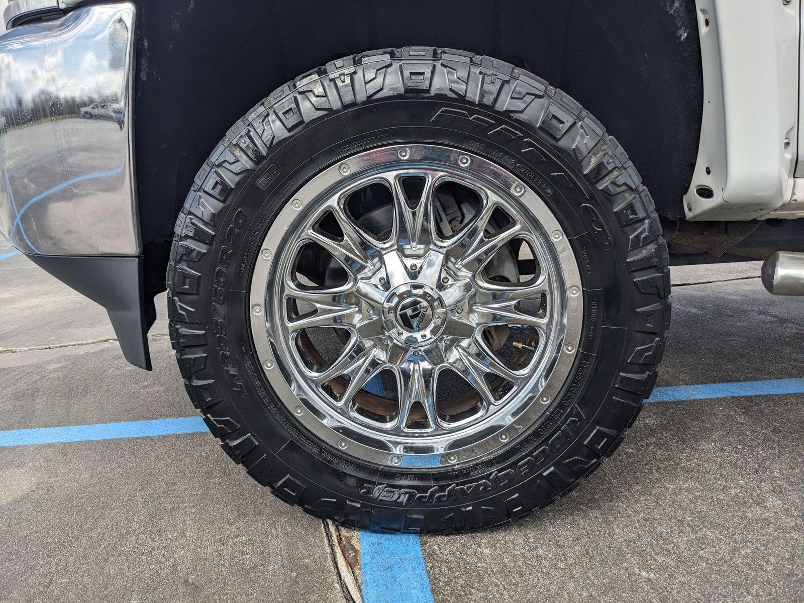 2015 Chevrolet Silverado 2500HD Vehicle Photo in HOUSTON, TX 77034-5009