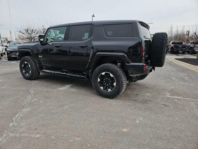 2025 GMC HUMMER EV SUV Vehicle Photo in Fishers, IN 46038