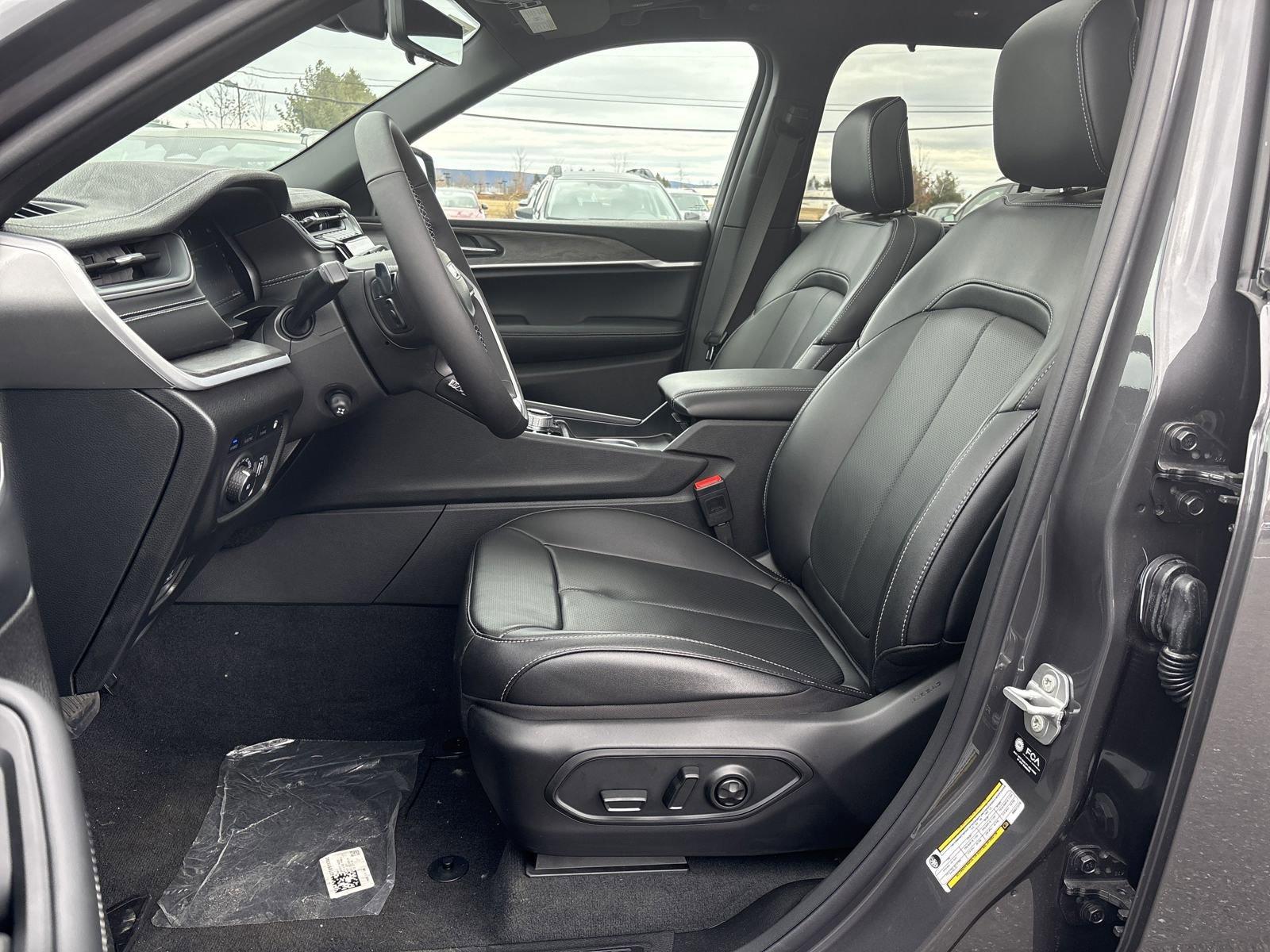 2024 Jeep Grand Cherokee 4xe Vehicle Photo in Mechanicsburg, PA 17050-1707