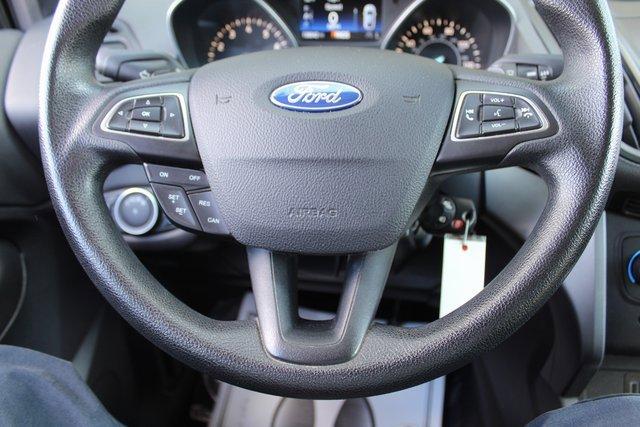 2017 Ford Escape Vehicle Photo in SAINT CLAIRSVILLE, OH 43950-8512