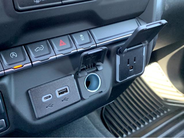 2025 Chevrolet Silverado 1500 Vehicle Photo in SAVANNAH, GA 31406-4513