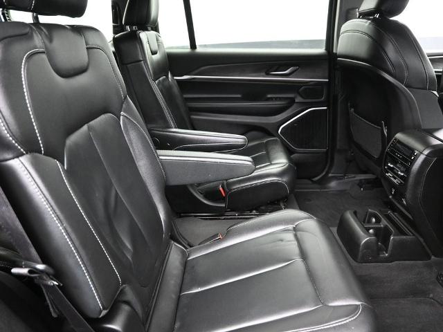 2021 Jeep Grand Cherokee L Vehicle Photo in Cedar Rapids, IA 52402