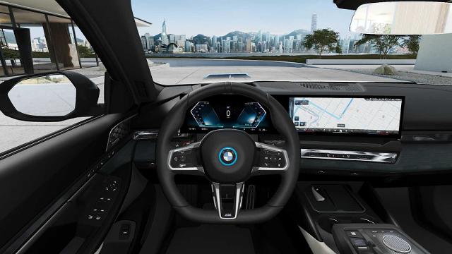 2025 BMW i5 Vehicle Photo in GRAPEVINE, TX 76051