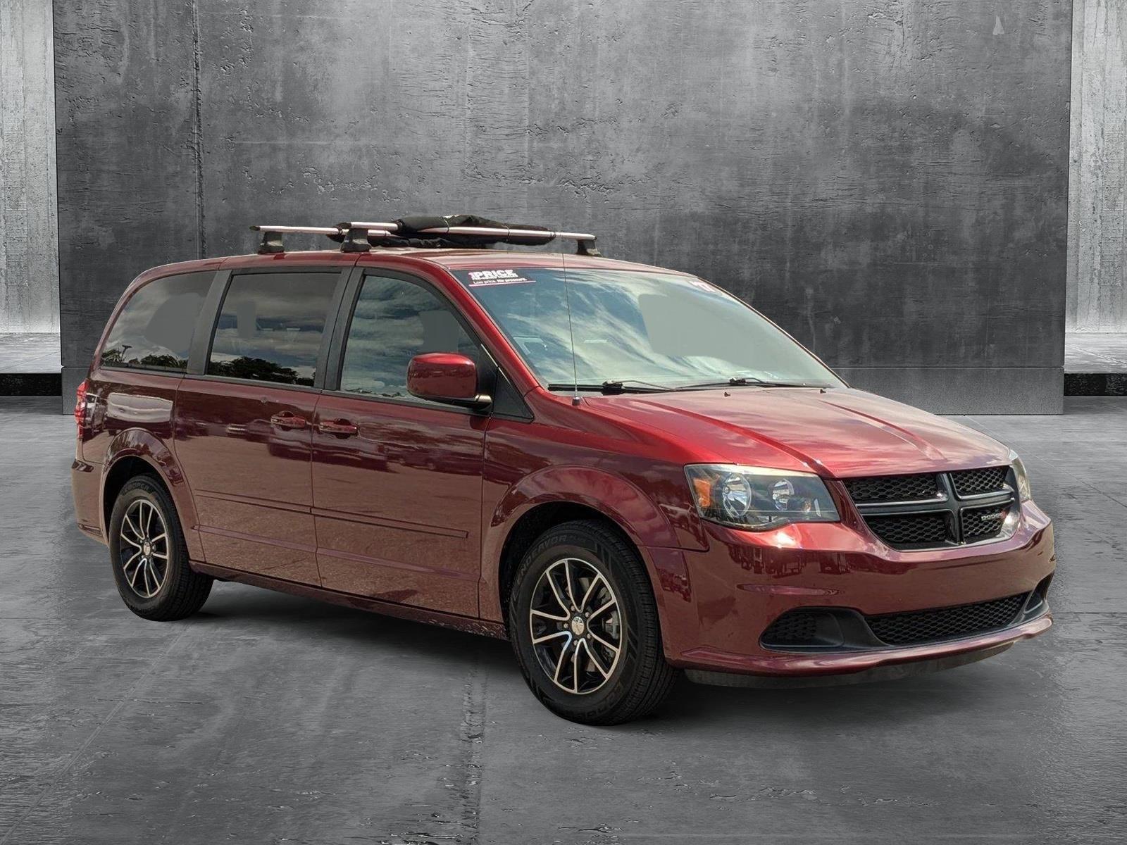 2017 Dodge Grand Caravan Vehicle Photo in St. Petersburg, FL 33713