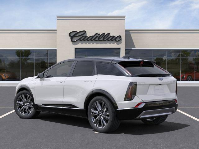 2025 Cadillac OPTIQ Vehicle Photo in GREEN BAY, WI 54303-3330