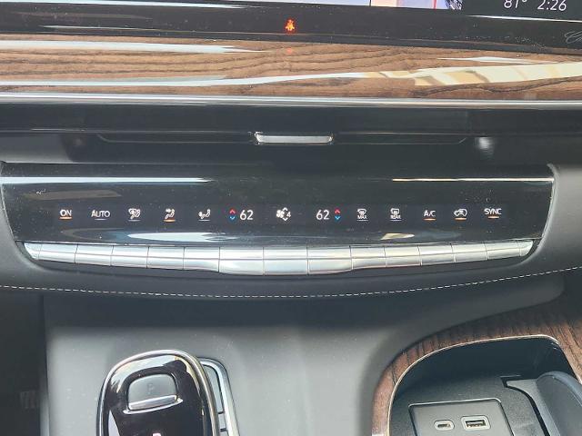 2022 Cadillac Escalade Vehicle Photo in Grapevine, TX 76051
