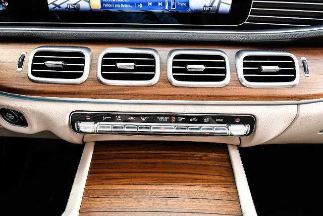 2024 Mercedes-Benz GLE Vehicle Photo in DALLAS, TX 75235