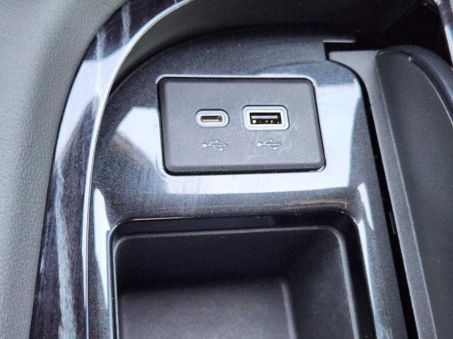 2021 Cadillac Escalade Vehicle Photo in DENTON, TX 76210-9321