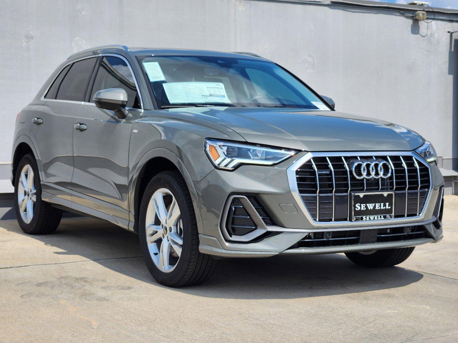 2024 Audi Q3 Vehicle Photo in SUGAR LAND, TX 77478