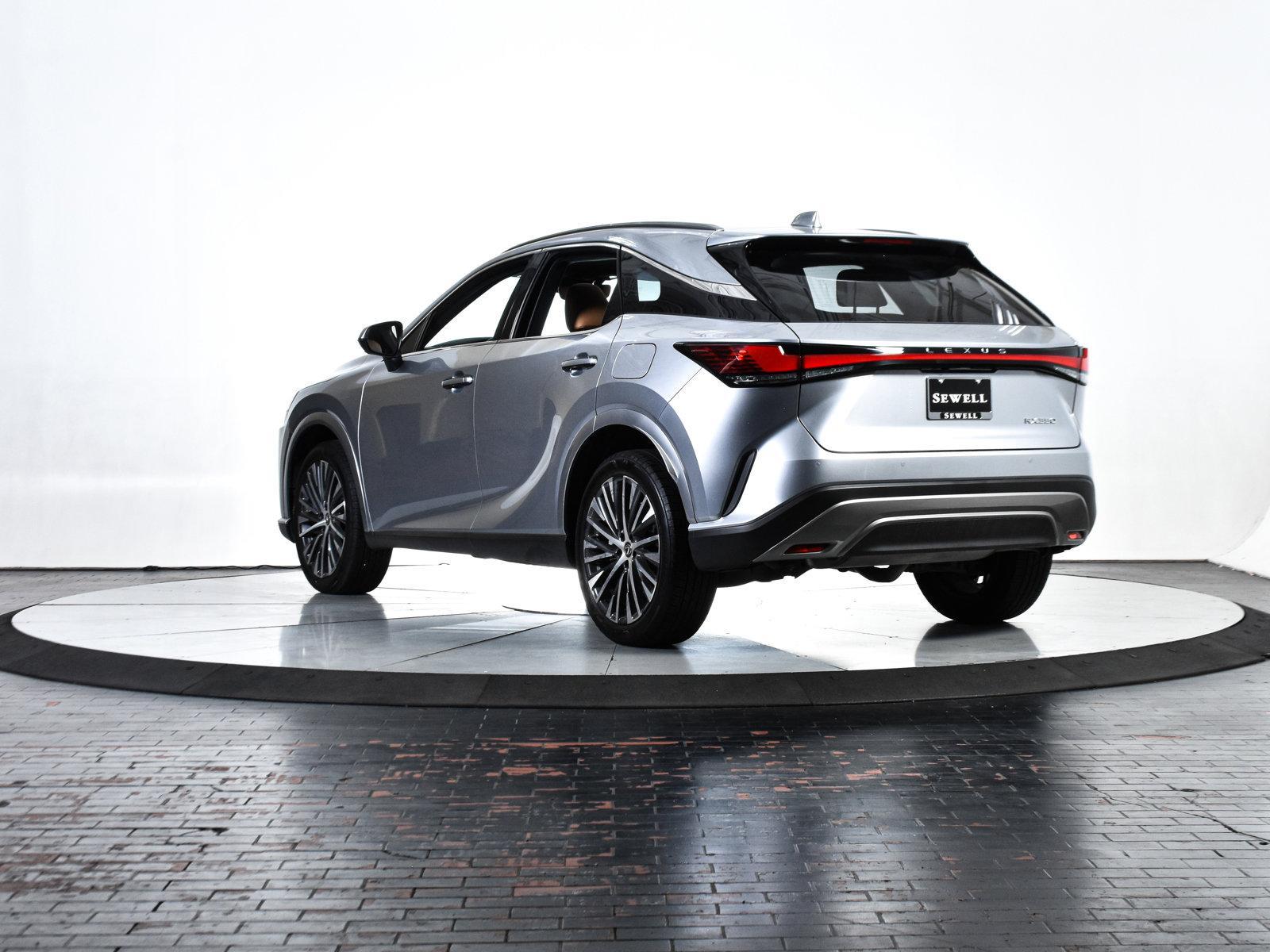 2024 Lexus RX 350 Vehicle Photo in DALLAS, TX 75235