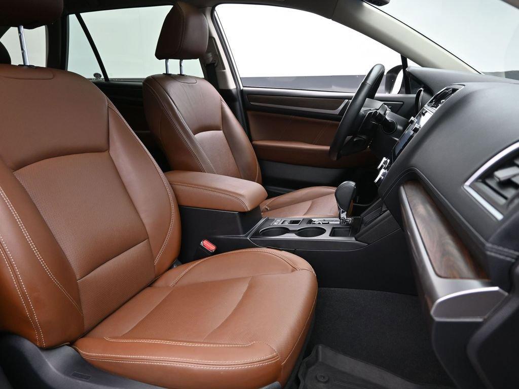 2018 Subaru Outback Vehicle Photo in Marion, IA 52302