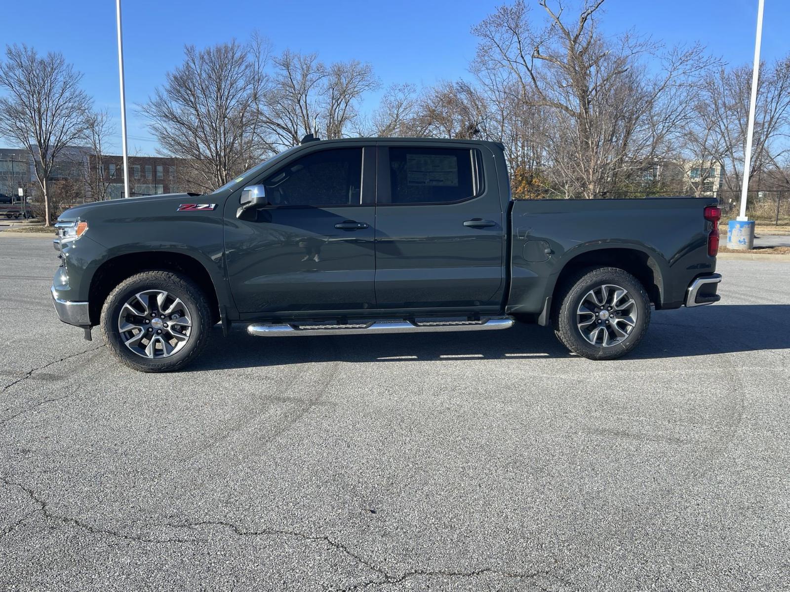 2025 Chevrolet Silverado 1500 Vehicle Photo in BENTONVILLE, AR 72712-4322