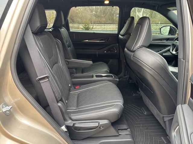 2022 INFINITI QX60 Vehicle Photo in MEDINA, OH 44256-9631