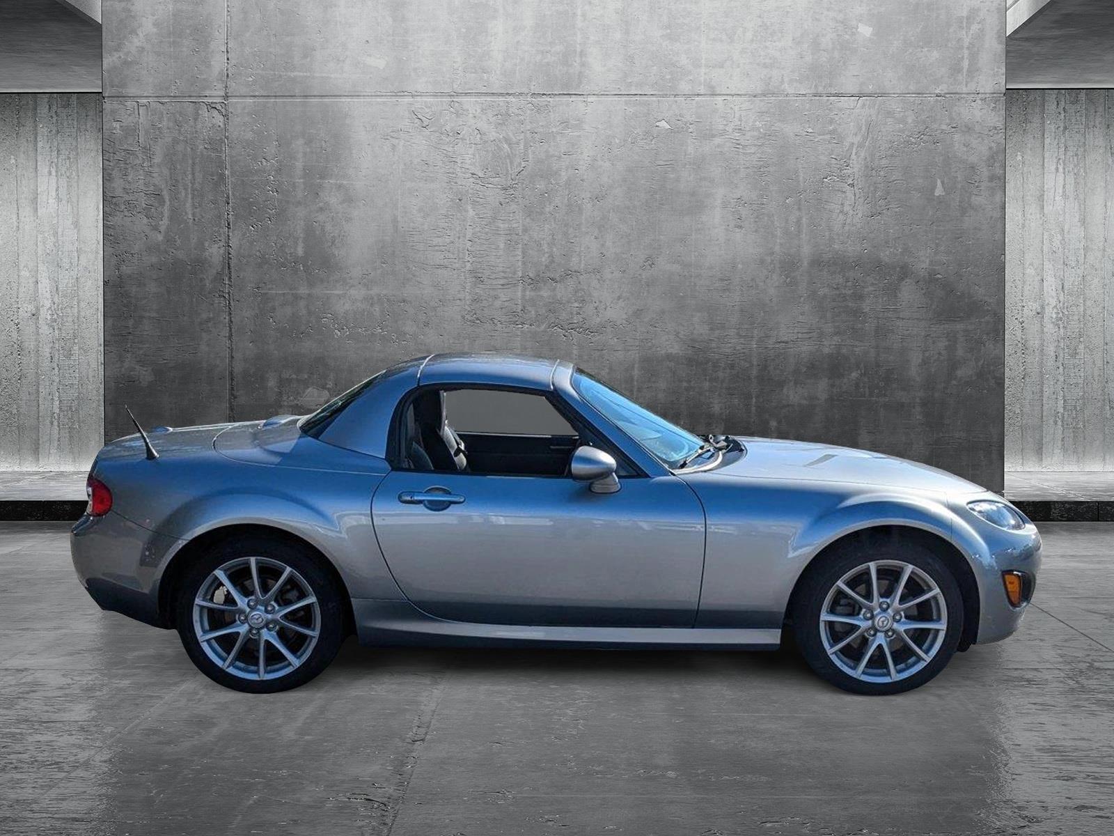 2012 Mazda MX-5 Miata Vehicle Photo in Panama City, FL 32401