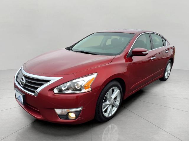 Used 2013 Nissan Altima Sedan SL with VIN 1N4AL3AP9DC287700 for sale in Oshkosh, WI