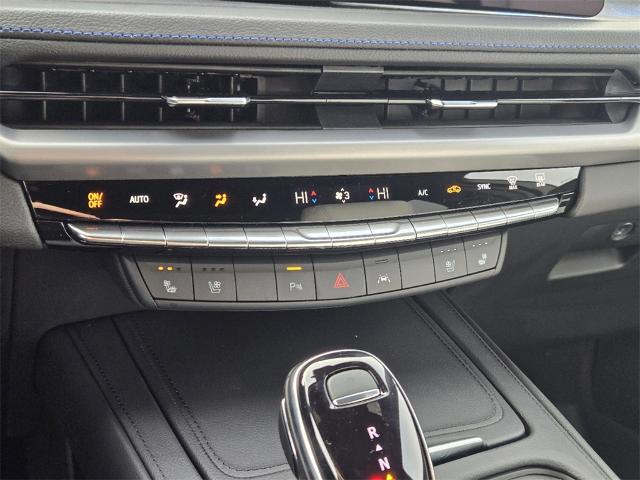 2025 Cadillac XT4 Vehicle Photo in Oklahoma City, OK 73114