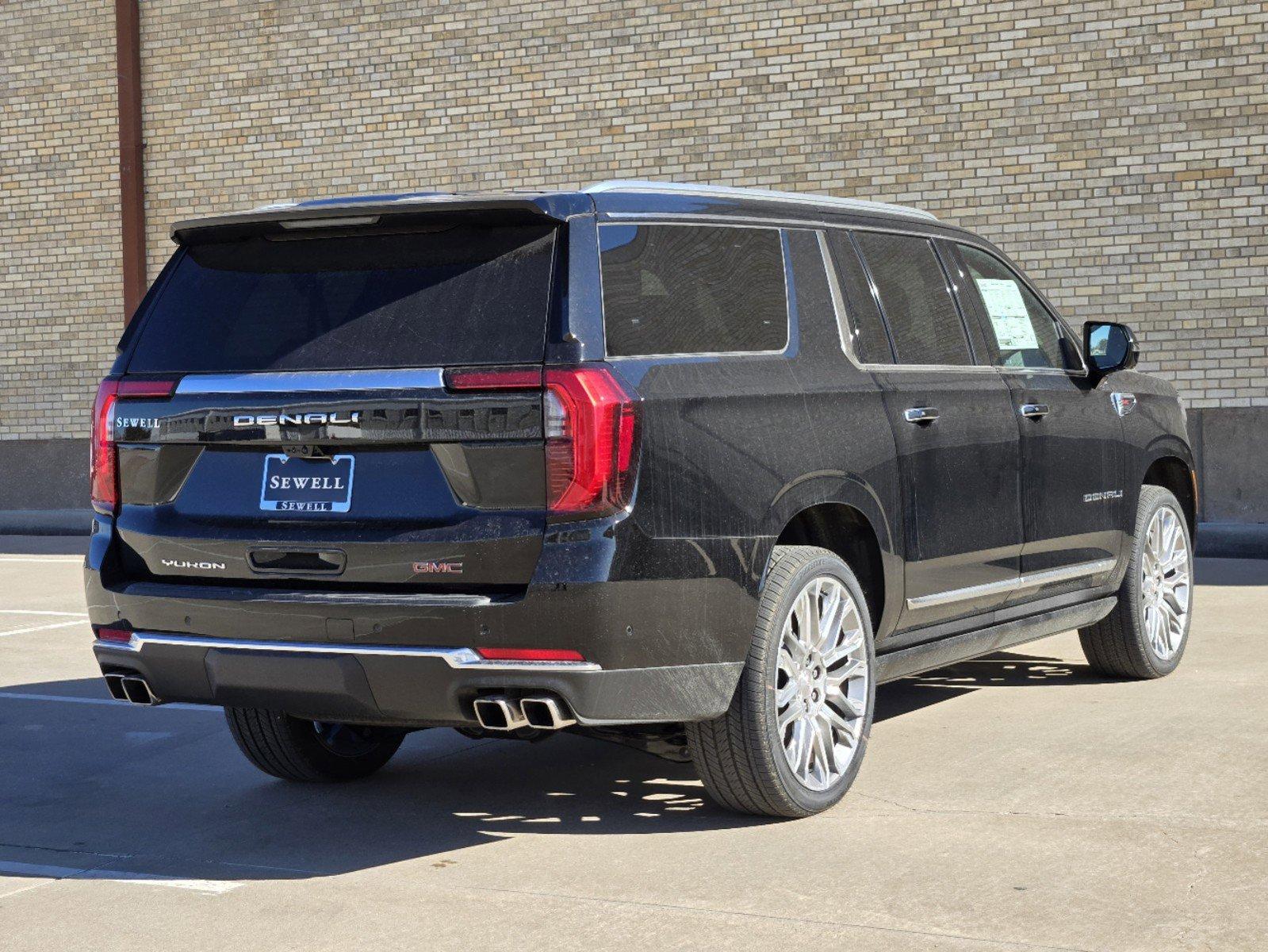 2025 GMC Yukon XL Vehicle Photo in DALLAS, TX 75209-3016