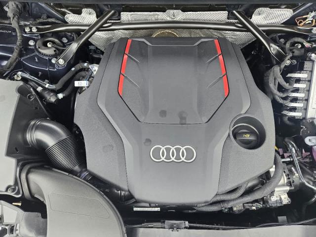 2025 Audi SQ5 Vehicle Photo in SUGAR LAND, TX 77478