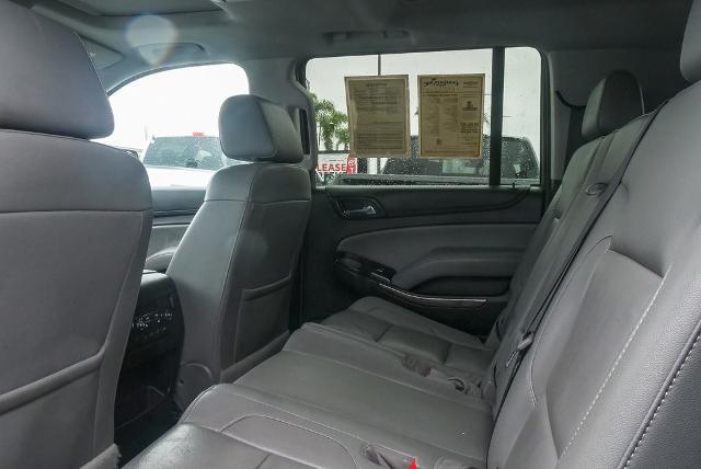 2019 Chevrolet Suburban Vehicle Photo in VENTURA, CA 93003-8585