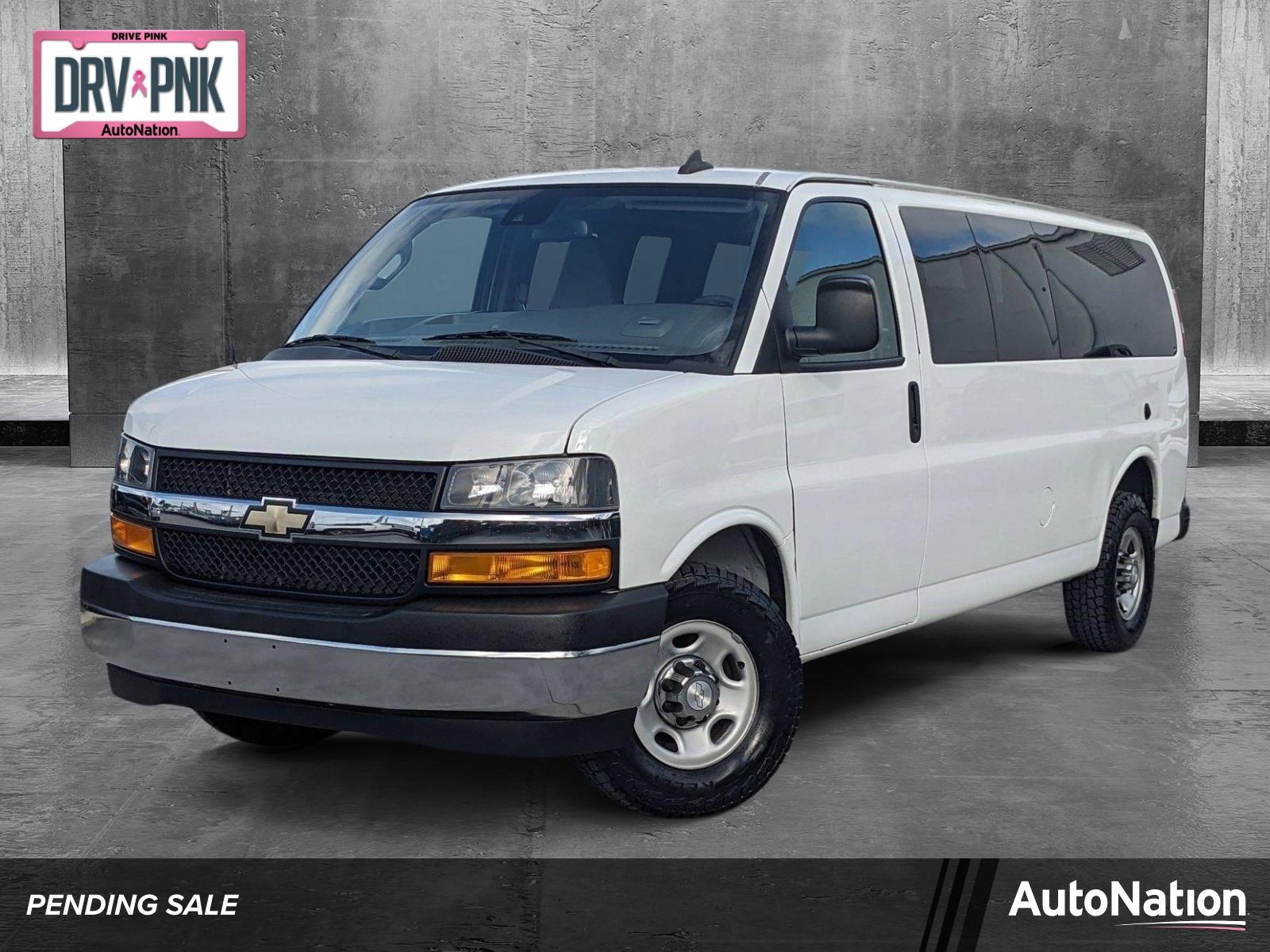 2019 Chevrolet Express Passenger Vehicle Photo in MIAMI, FL 33172-3015