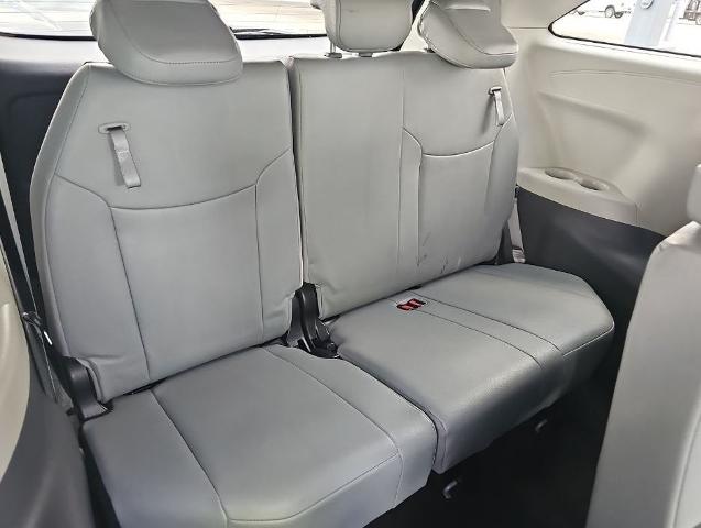 2024 Toyota Sienna Vehicle Photo in San Antonio, TX 78230