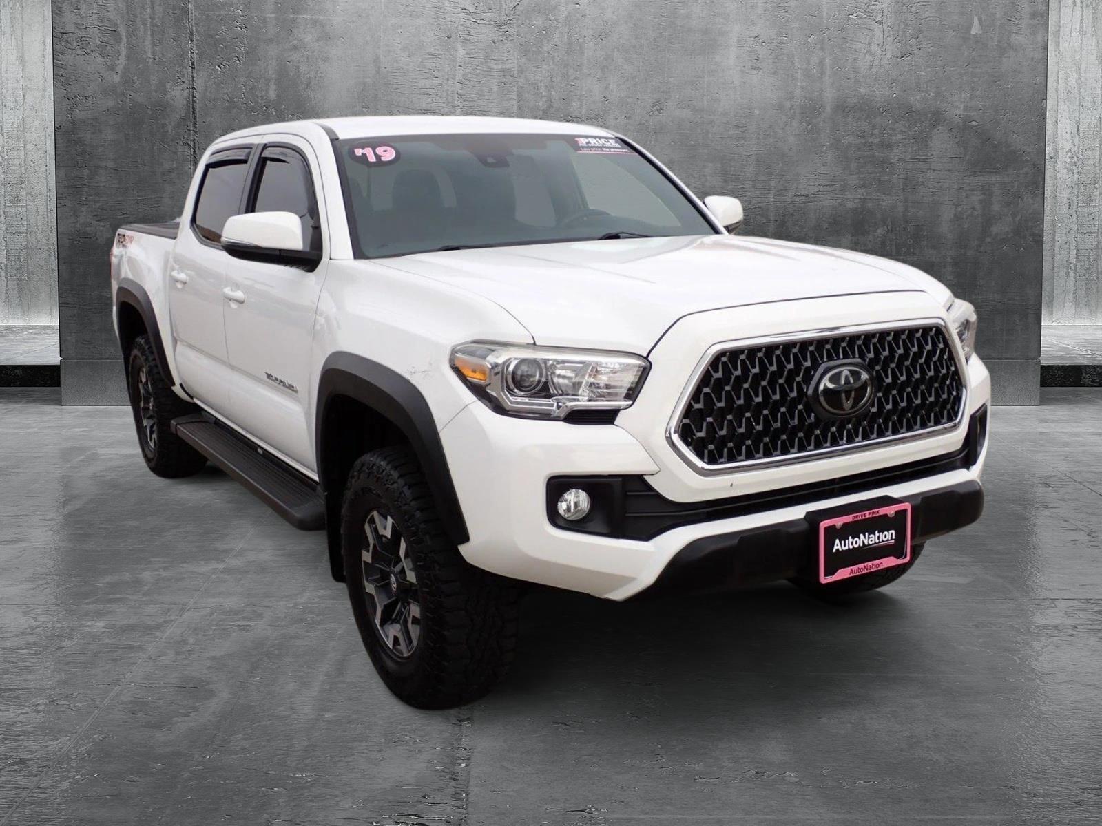 2019 Toyota Tacoma 4WD Vehicle Photo in DENVER, CO 80221-3610