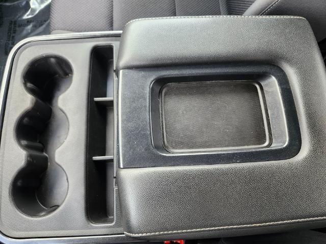 2018 Chevrolet Silverado 1500 Vehicle Photo in GREEN BAY, WI 54304-5303