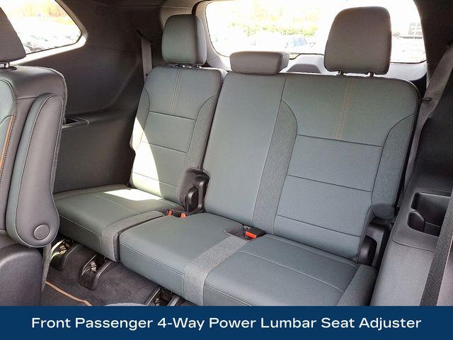 2024 GMC Acadia Vehicle Photo in WATERTOWN, CT 06795-3318