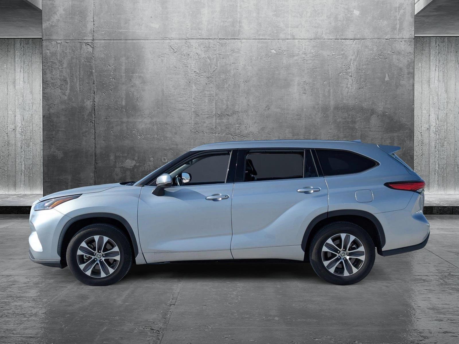 2021 Toyota Highlander Vehicle Photo in Ft. Myers, FL 33907