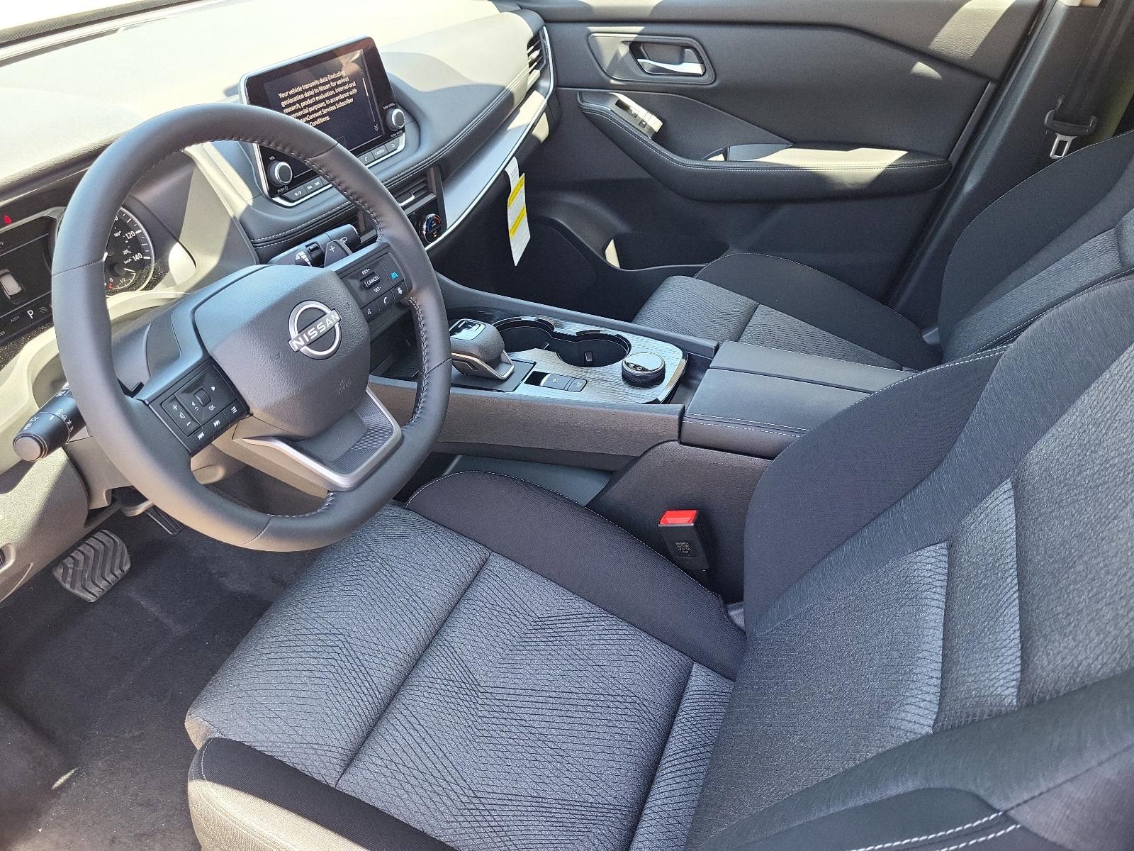 2025 Nissan Rogue Vehicle Photo in Albuquerque, NM 87110