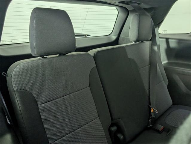2022 Chevrolet Traverse Vehicle Photo in ENGLEWOOD, CO 80113-6708