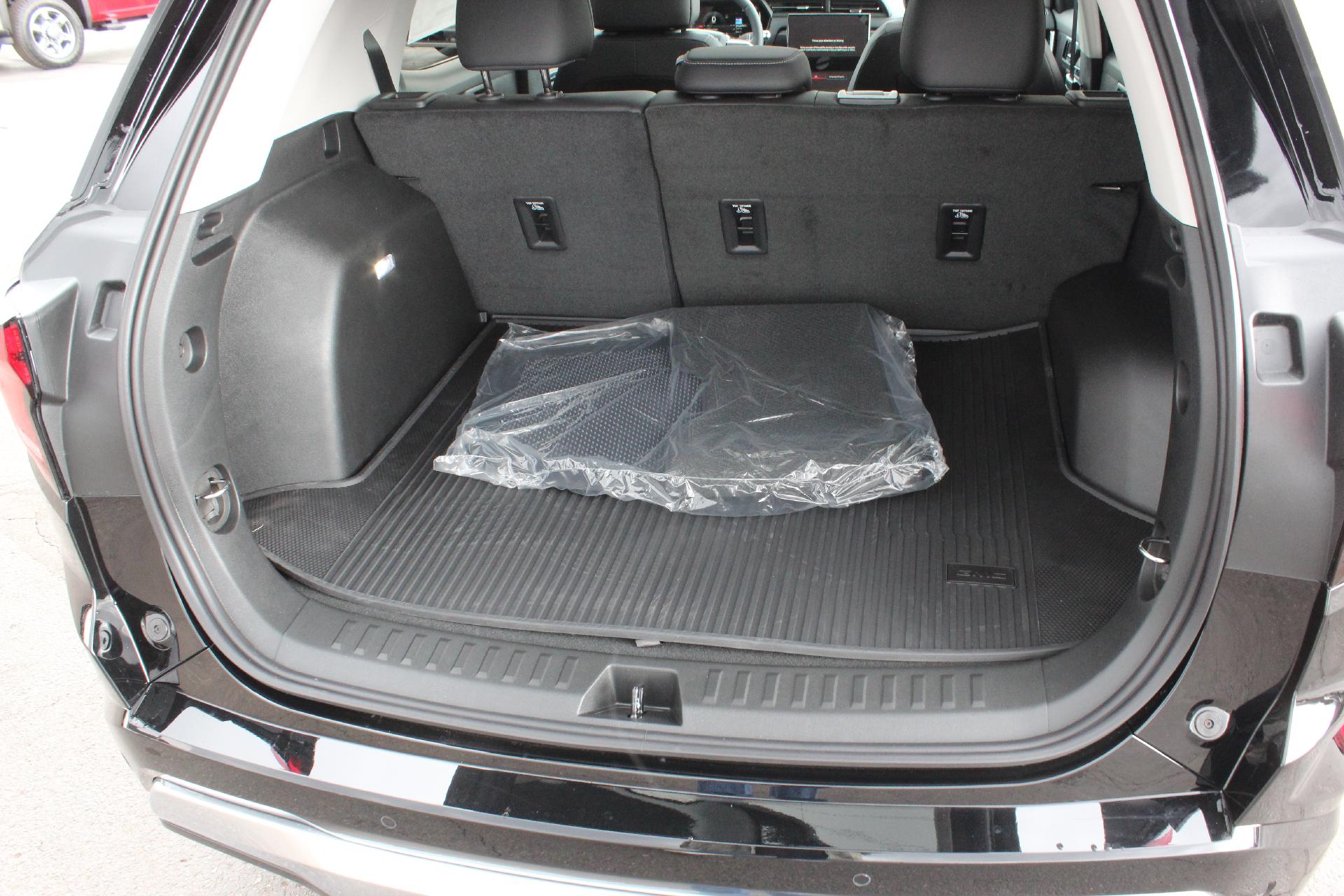 2026 GMC Terrain Vehicle Photo in AURORA, CO 80012-4011