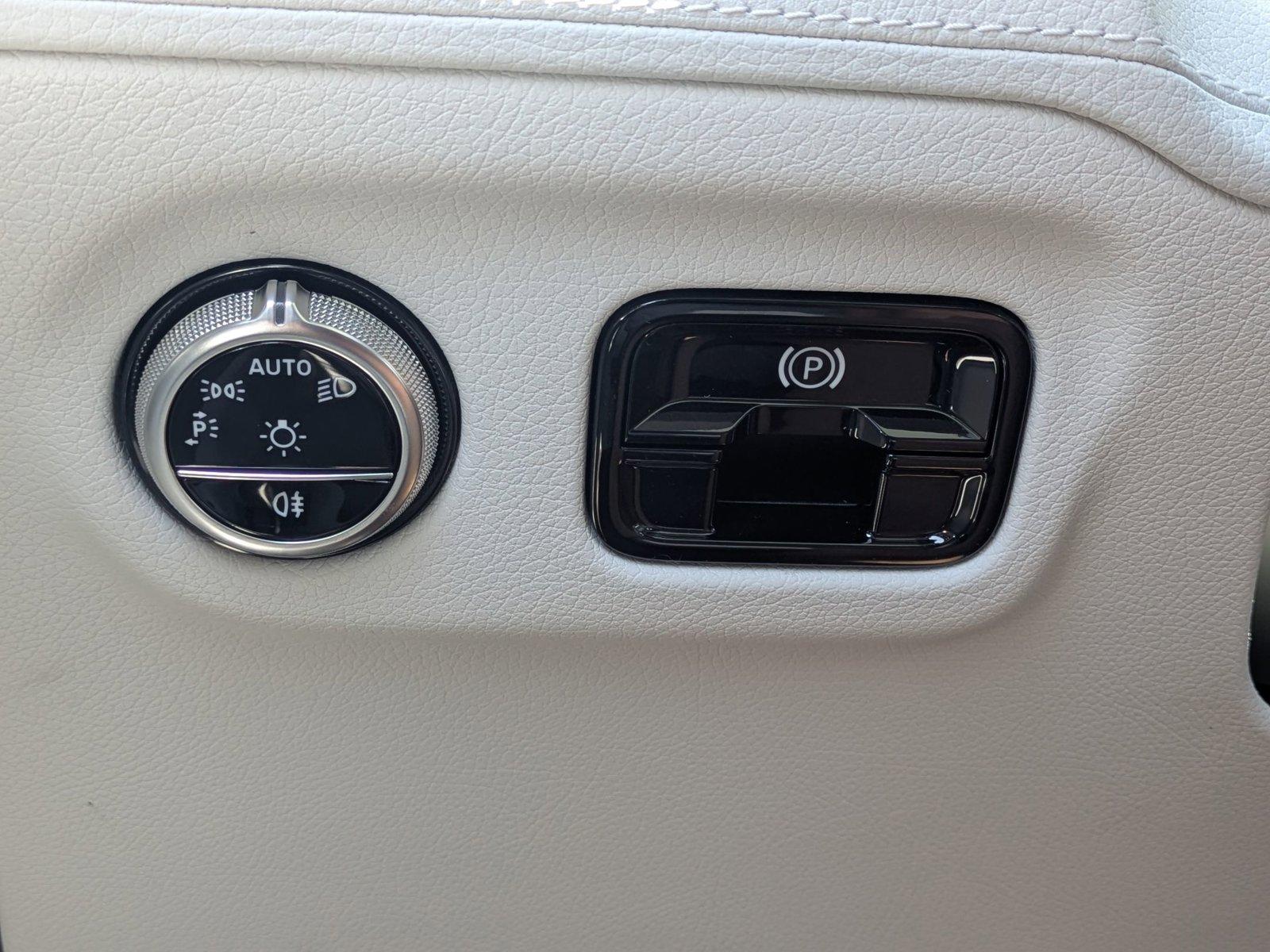 2024 Mercedes-Benz EQE Vehicle Photo in Sarasota, FL 34231