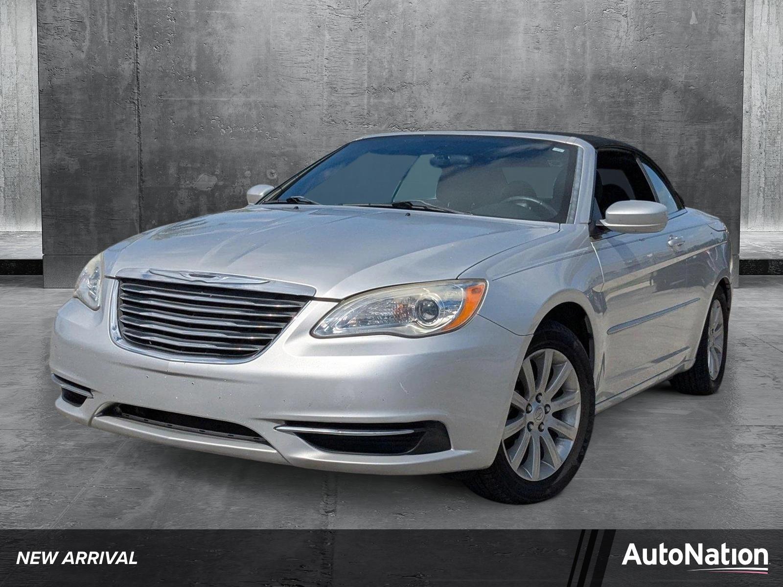 2011 Chrysler 200 Vehicle Photo in Miami, FL 33015