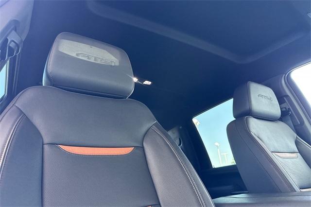 2023 GMC Sierra 2500 HD Vehicle Photo in ELK GROVE, CA 95757-8703