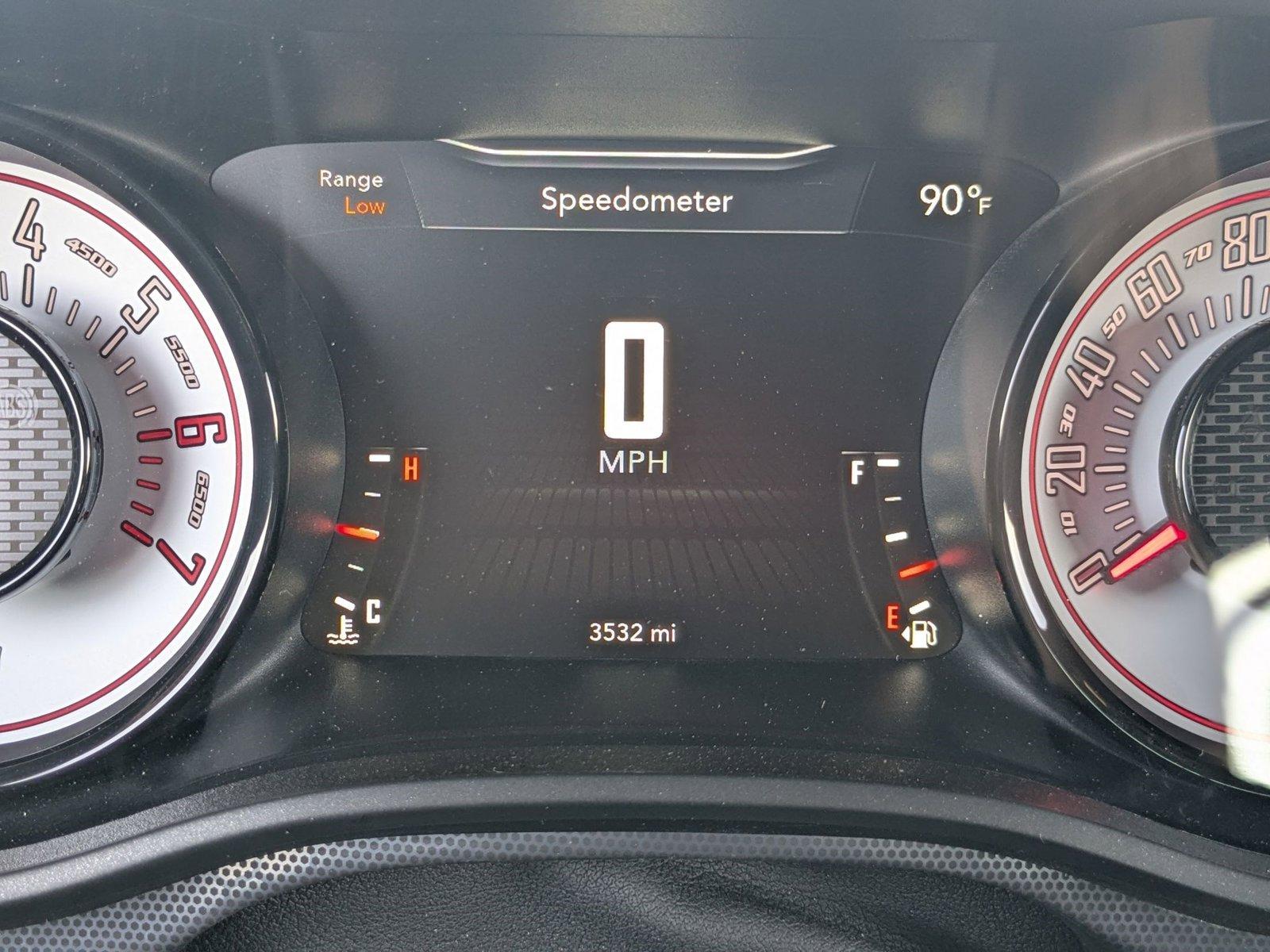 2017 Dodge Challenger Vehicle Photo in Valencia, CA 91355