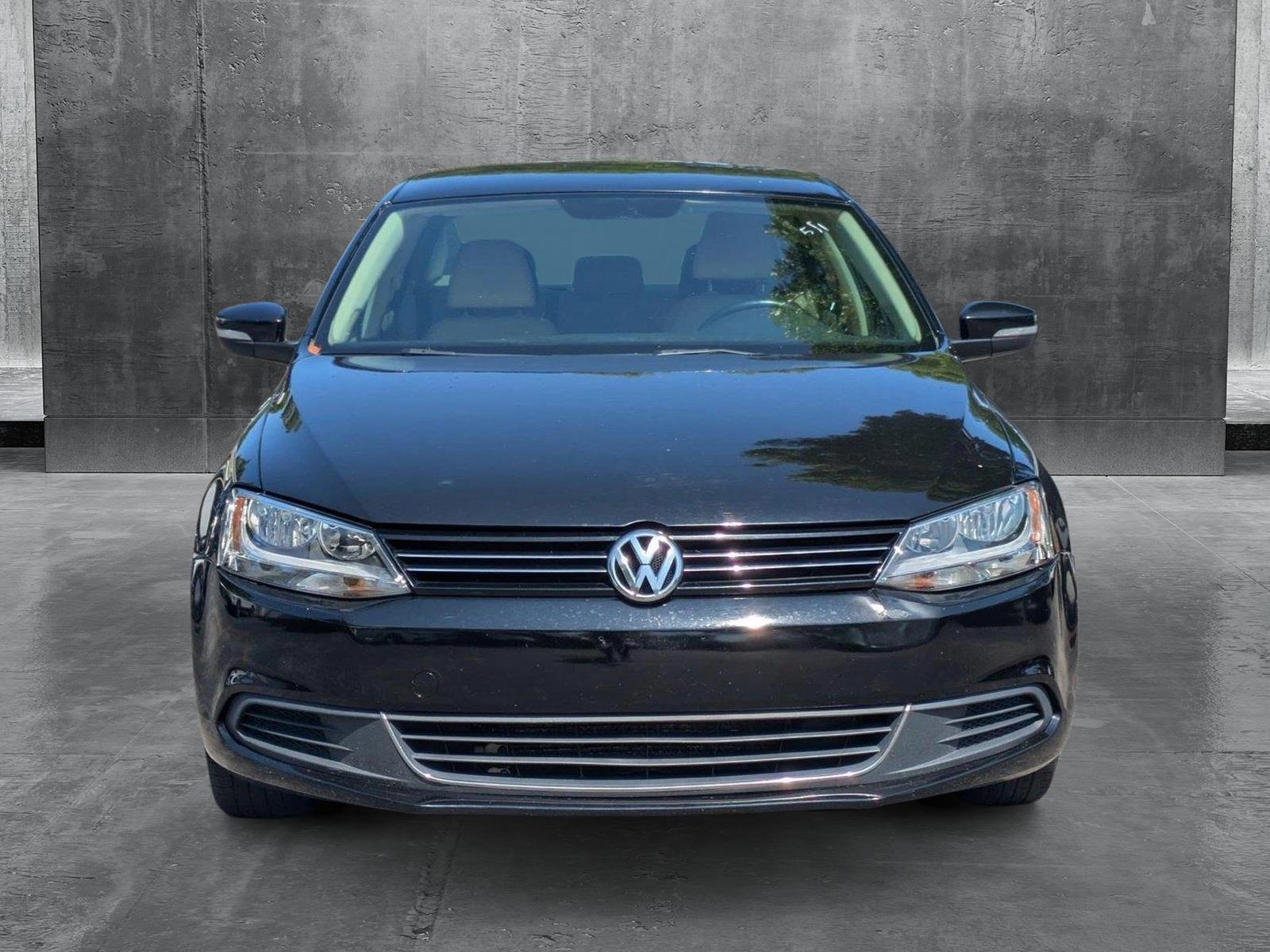 2012 Volkswagen Jetta Sedan Vehicle Photo in GREENACRES, FL 33463-3207