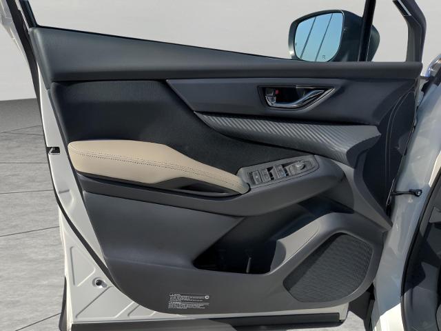 2025 Subaru Ascent Vehicle Photo in Green Bay, WI 54304