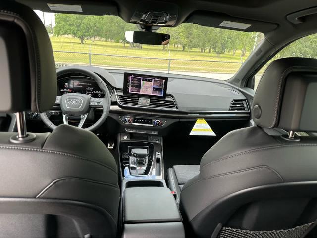 2025 Audi SQ5 Vehicle Photo in HOUSTON, TX 77090