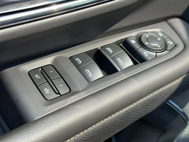 2024 GMC Yukon XL Vehicle Photo in COLUMBIA, MO 65203-3903