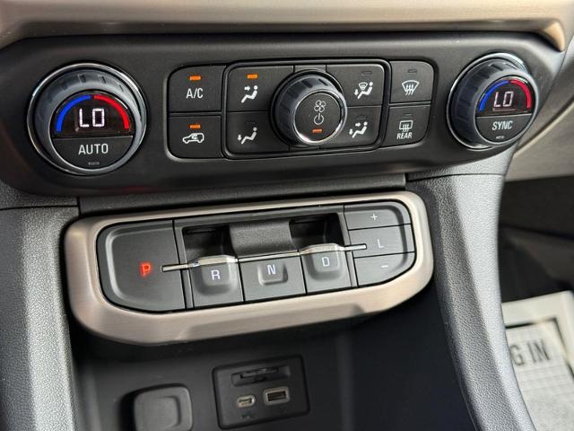 2023 GMC Acadia Vehicle Photo in COLUMBIA, MO 65203-3903