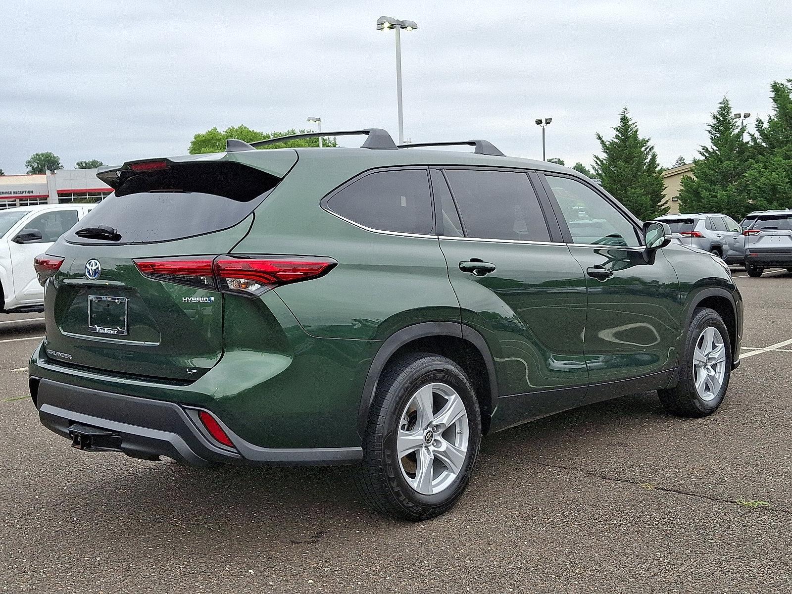 2023 Toyota Highlander Vehicle Photo in Trevose, PA 19053