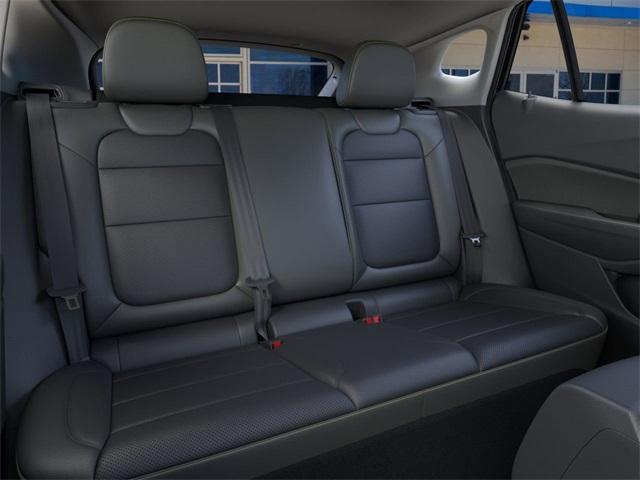 2025 Chevrolet Trax Vehicle Photo in ENGLEWOOD, CO 80113-6708