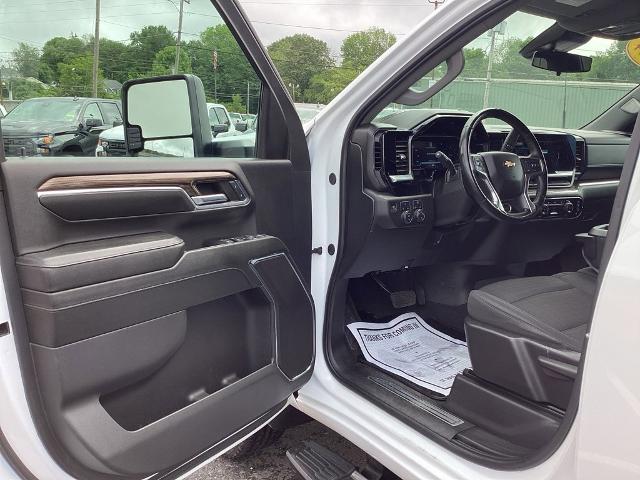 2024 Chevrolet Silverado 2500 HD Vehicle Photo in GARDNER, MA 01440-3110