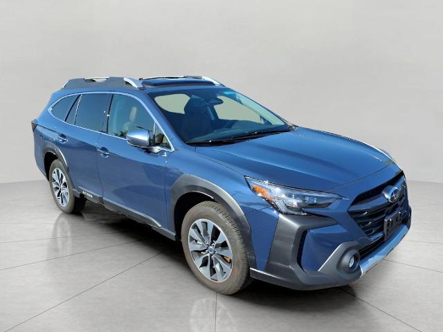 2024 Subaru Outback Vehicle Photo in Oshkosh, WI 54904