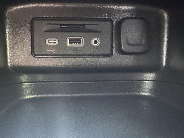 2022 Chevrolet Equinox Vehicle Photo in LEOMINSTER, MA 01453-2952