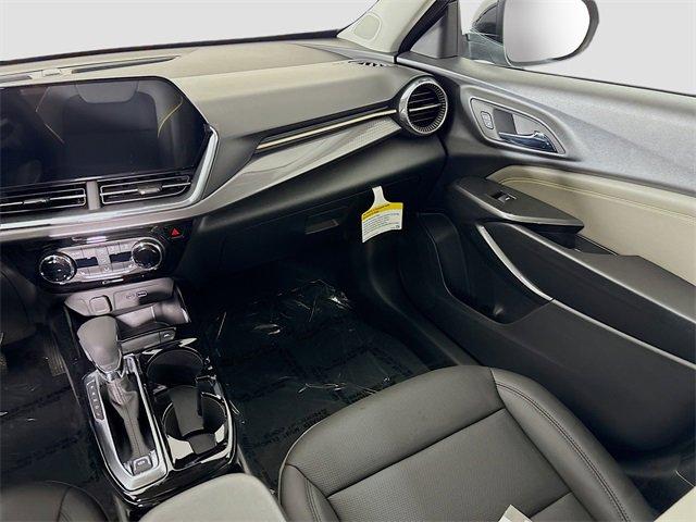 2025 Chevrolet Trax Vehicle Photo in PUYALLUP, WA 98371-4149